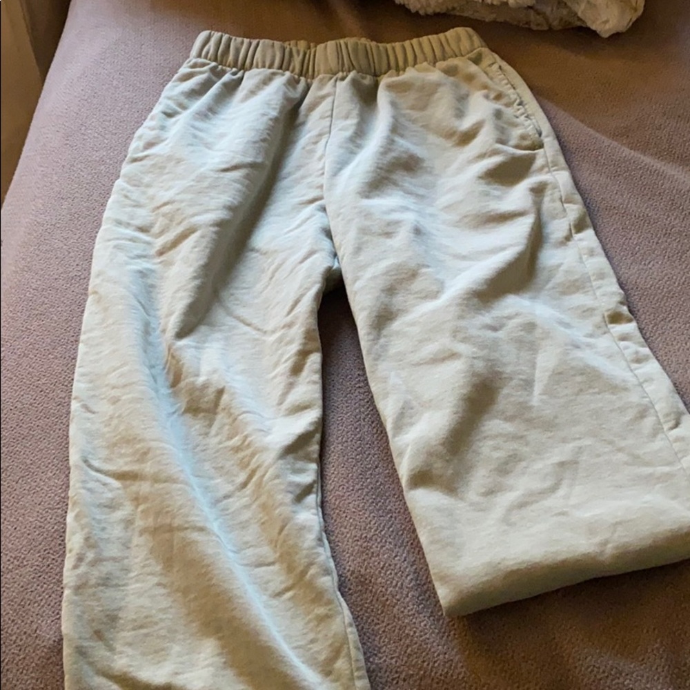Brandy Melville sweats